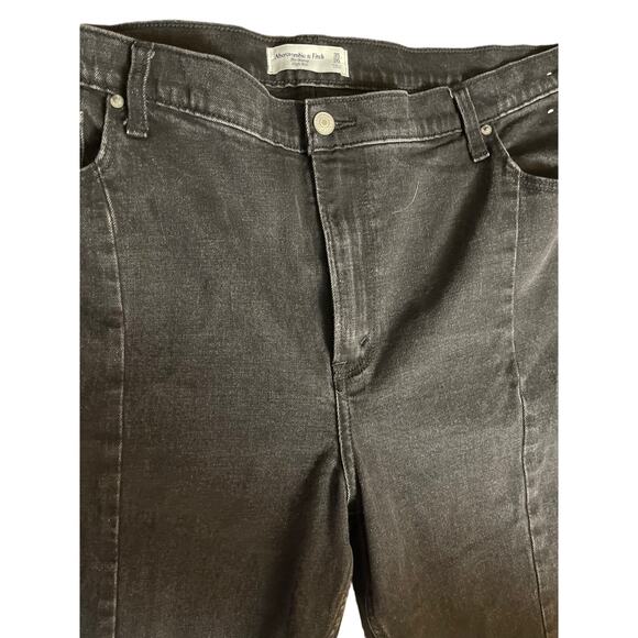 Abercrombie & Fitch Plus The Skinny High Rise Split Hem Black Jeans Size 20 Long - Picture 8 of 11
